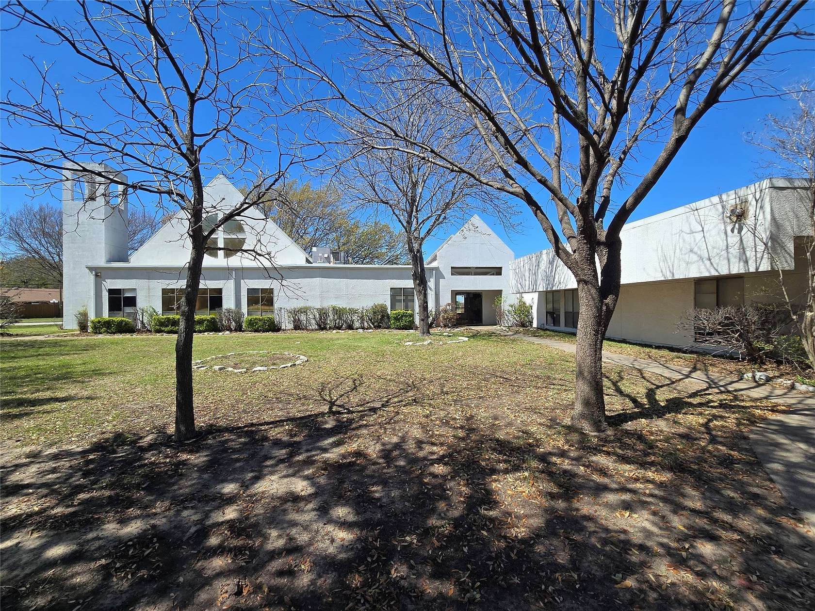 4.25 Acres of Commercial Land for Lease in Grand Prairie, Texas