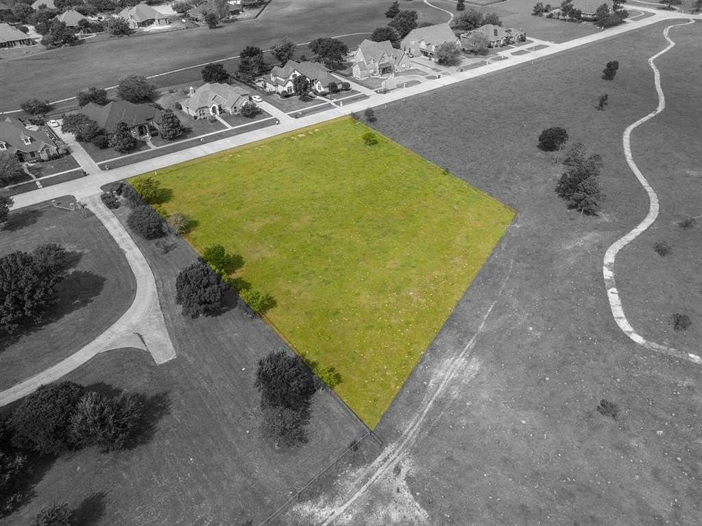1.25 Acres of Residential Land for Sale in Ennis, Texas