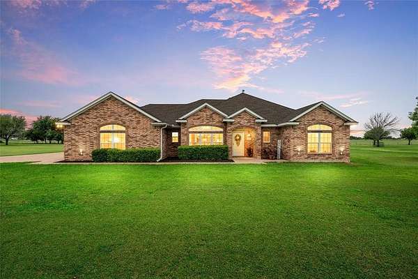 1.85 Acres of Land with Home for Sale in West, Texas