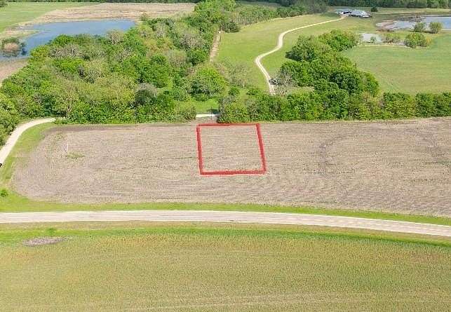 1 Acre of Residential Land for Sale in Roxton, Texas