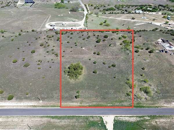 3 Acres of Residential Land for Sale in Lipan, Texas