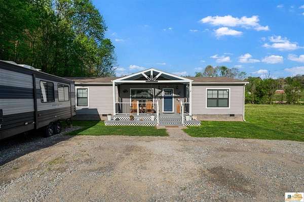 20 Acres of Land with Home for Sale in Elk Horn, Kentucky