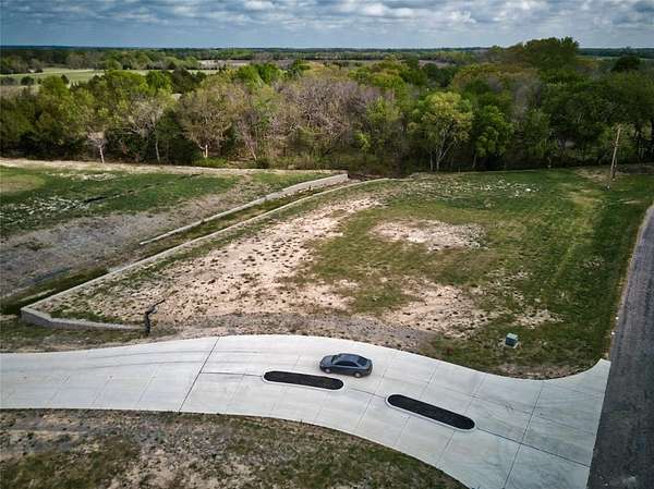 1.17 Acres of Residential Land for Sale in Blue Ridge, Texas