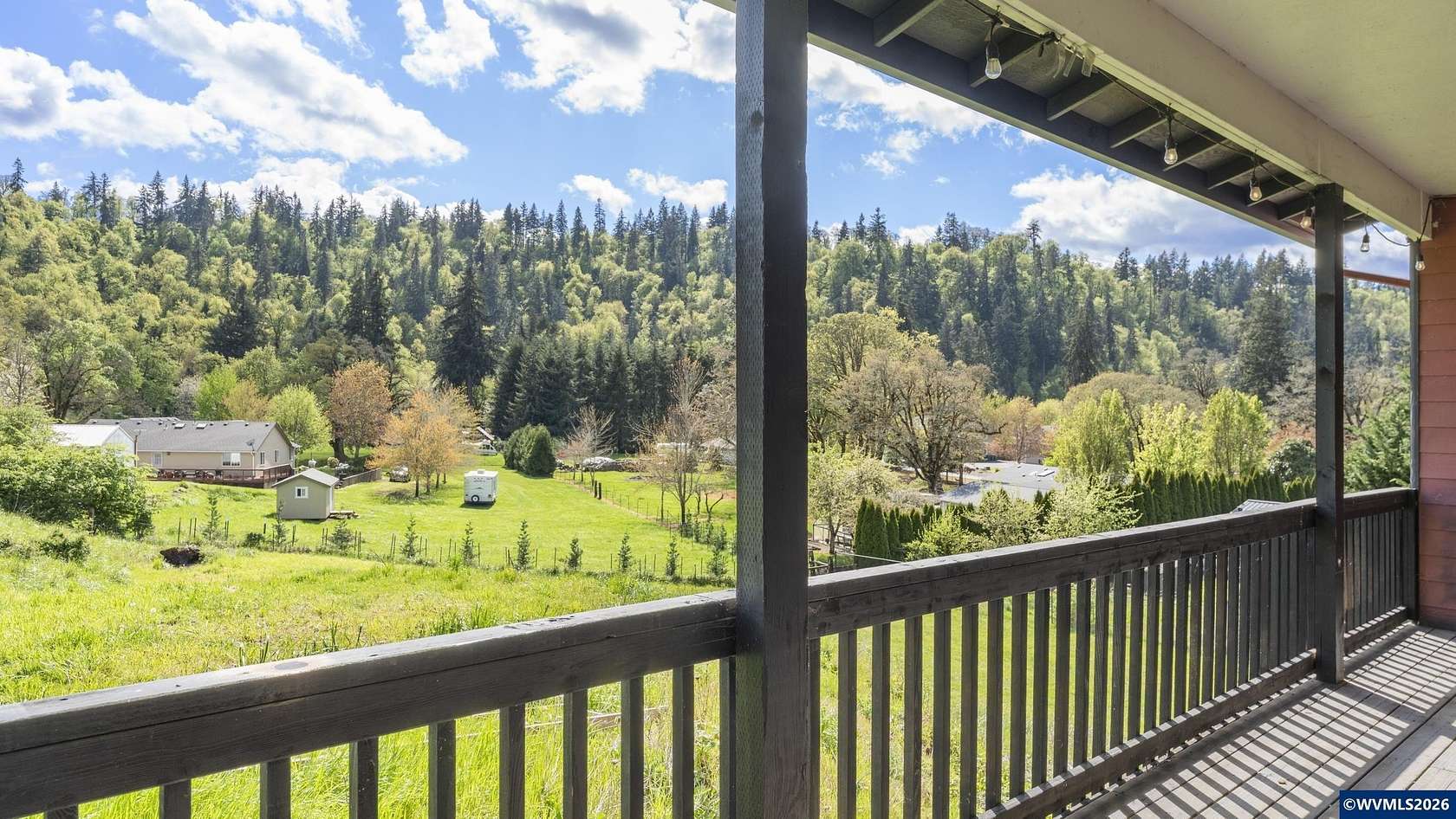 1.5 Acres of Land with Home for Sale in Silverton, Oregon