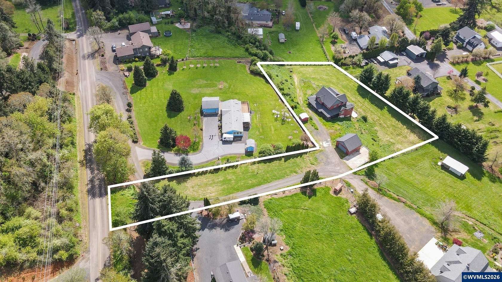 1.5 Acres of Land with Home for Sale in Silverton, Oregon