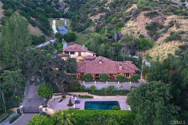13.1 Acres of Land with Home for Sale in Monrovia, California