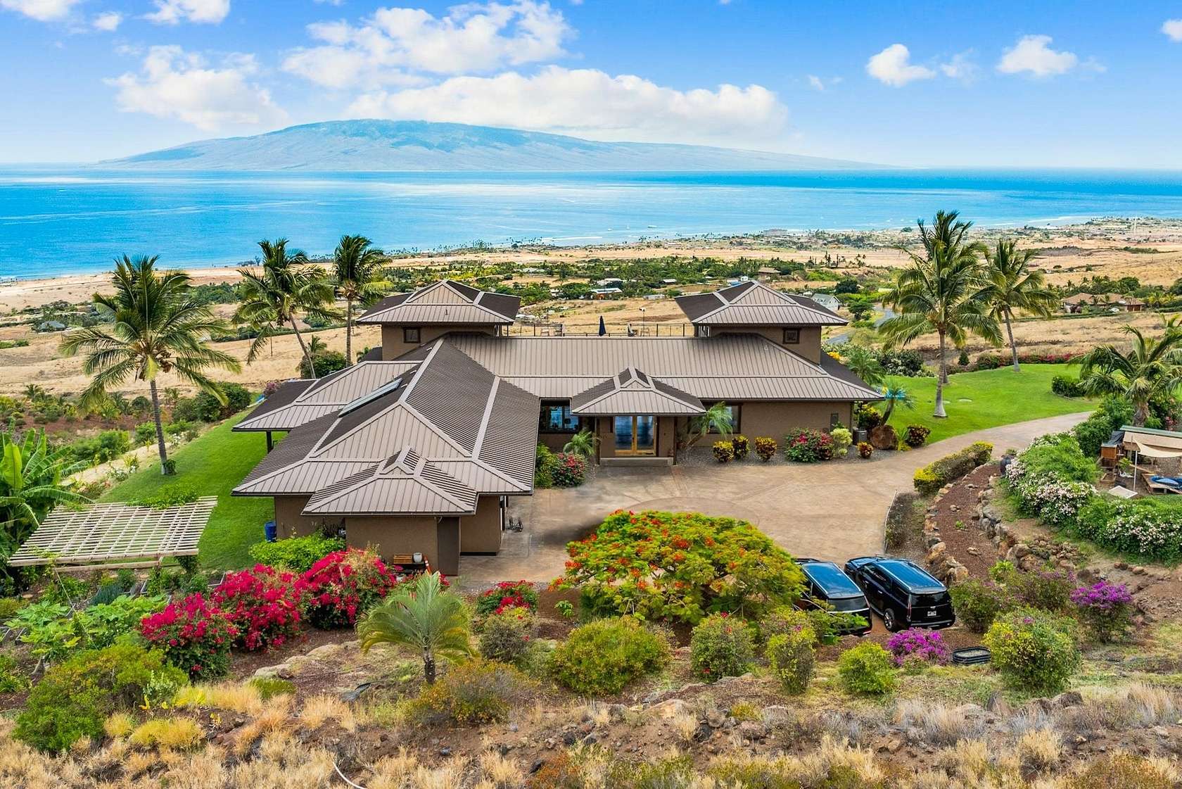 50.6 Acres of Agricultural Land with Home for Sale in Lahaina, Hawaii