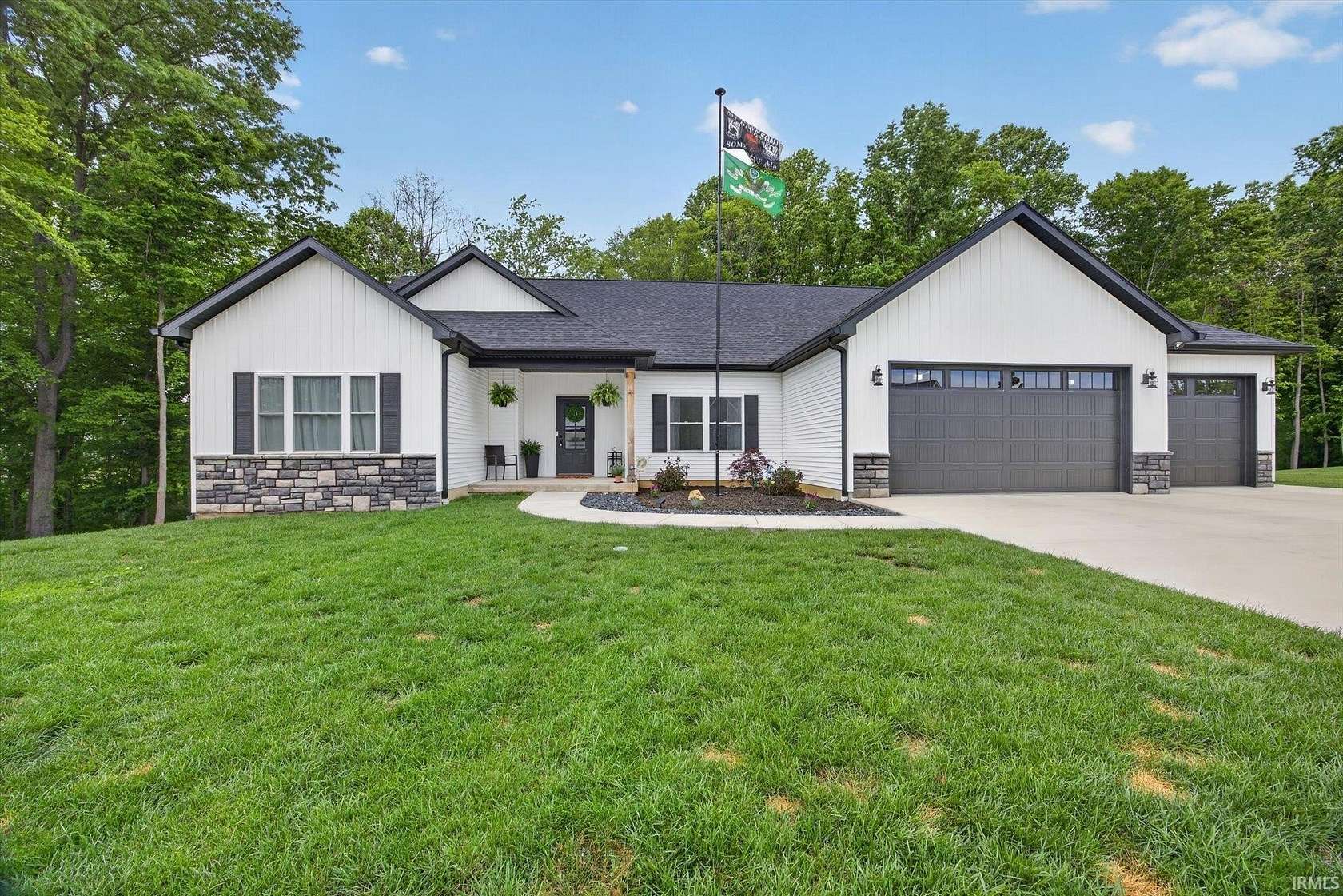 1.6 Acres of Land with Home for Sale in Ellettsville, Indiana