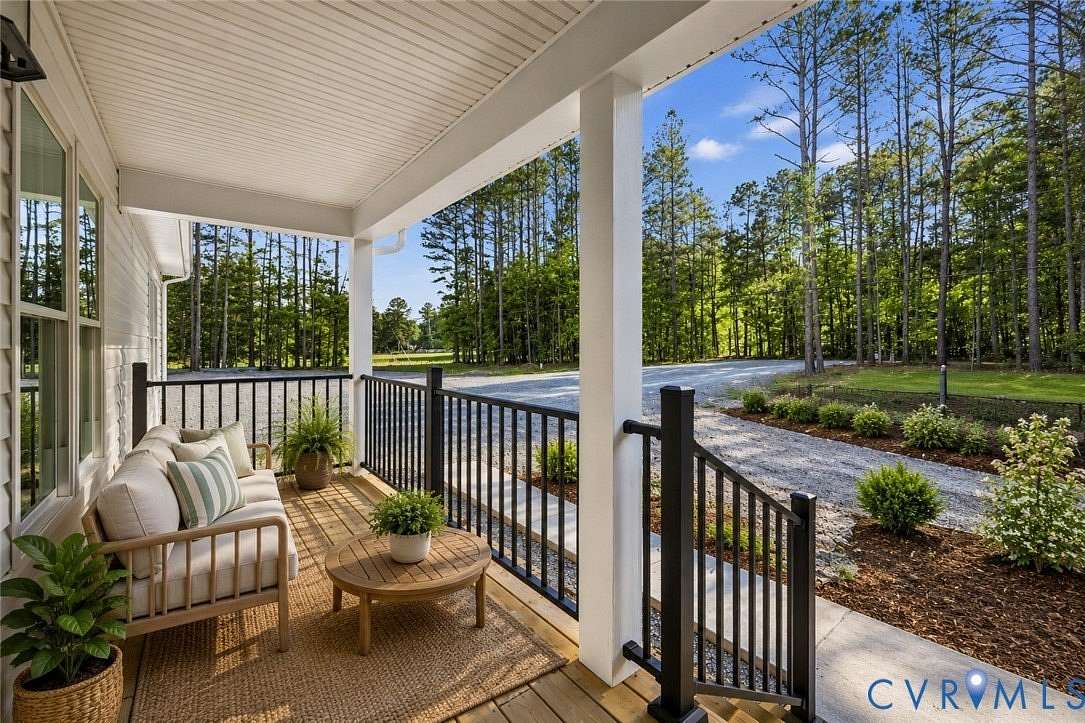 2.65 Acres of Land with Home for Sale in Dinwiddie, Virginia