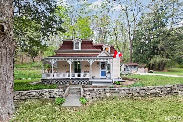 4.5 Acres of Land with Home for Sale in Elsah, Illinois