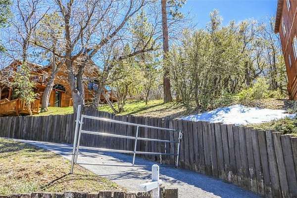 0.12 Acres of Land for Sale in Fawnskin, California