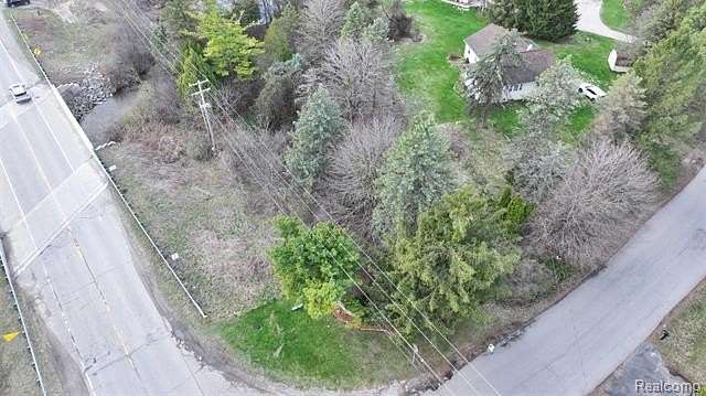 0.47 Acres of Residential Land for Sale in Grand Blanc, Michigan