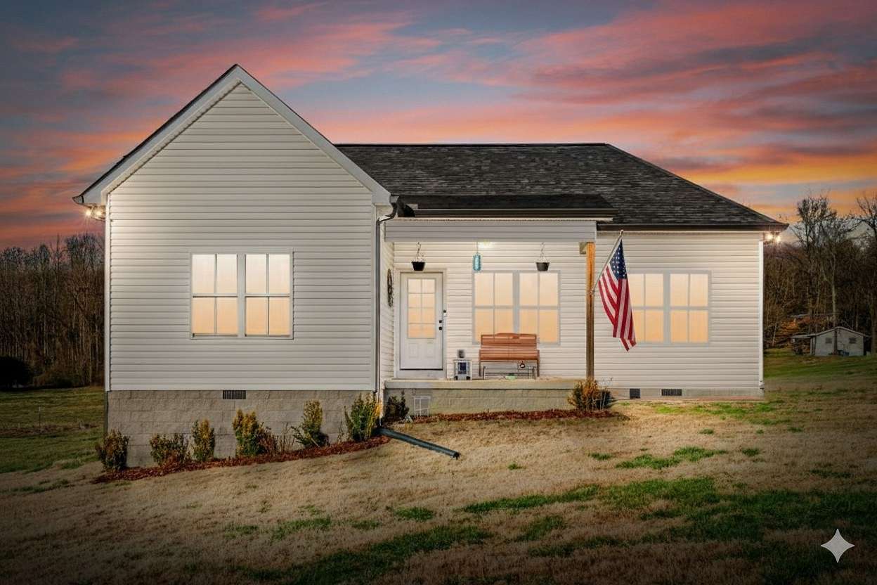 5 Acres of Land with Home for Sale in Dickson, Tennessee