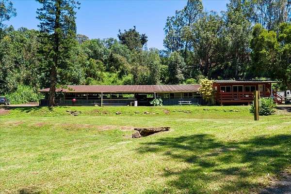 9.62 Acres of Land with Home for Sale in Makawao, Hawaii