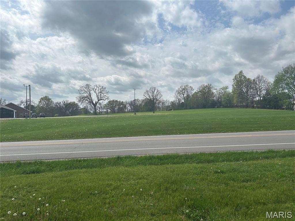 4.5 Acres of Land for Sale in Troy, Missouri