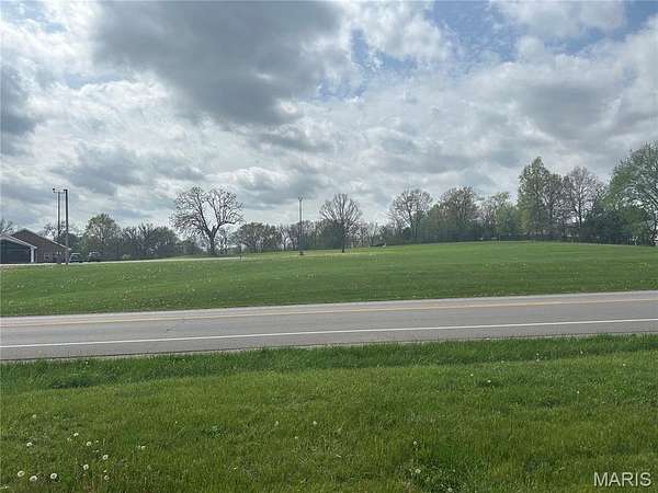 4.5 Acres of Land for Sale in Troy, Missouri
