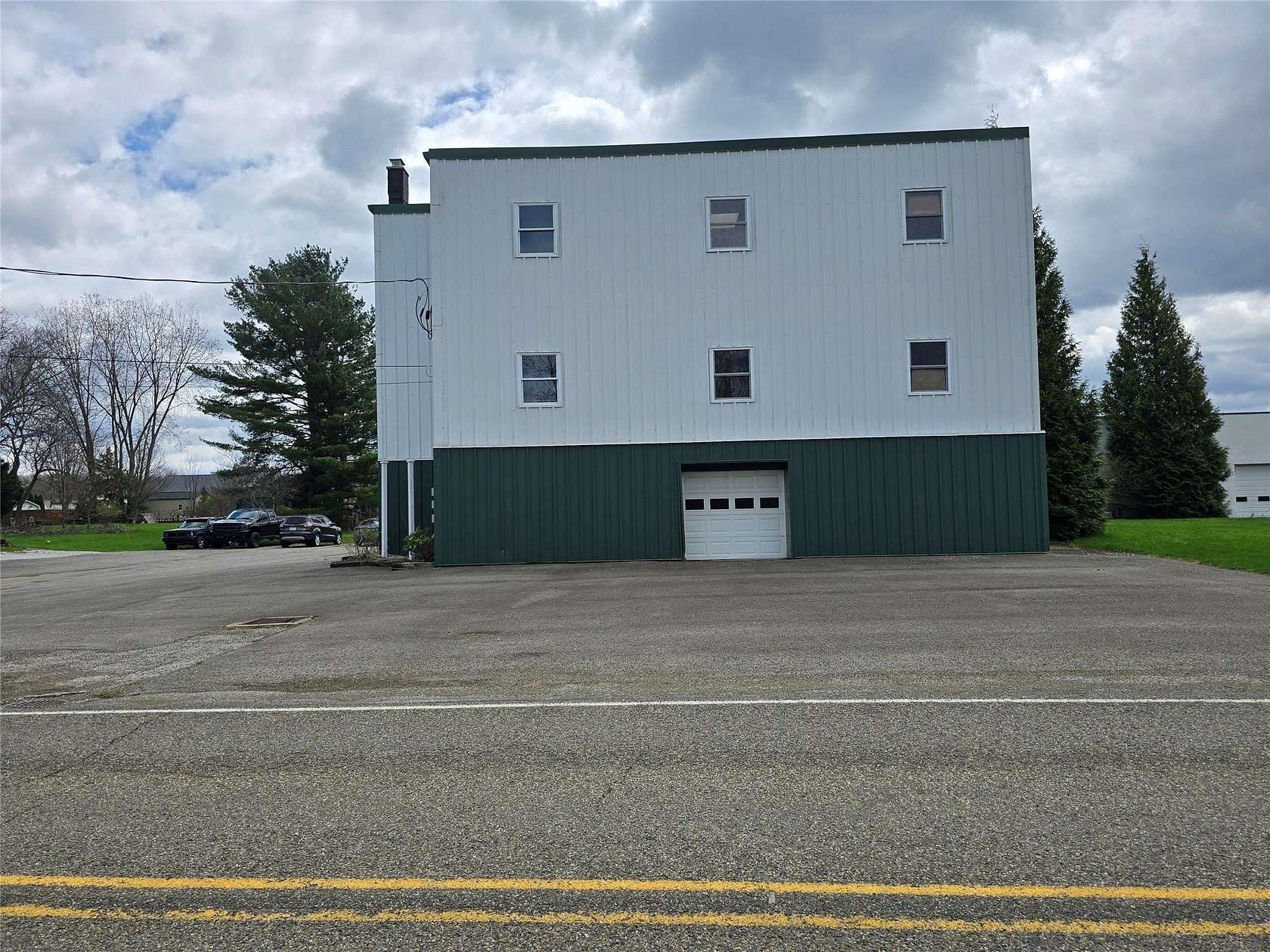 5.6 Acres of Improved Commercial Land for Sale in Erie, Pennsylvania