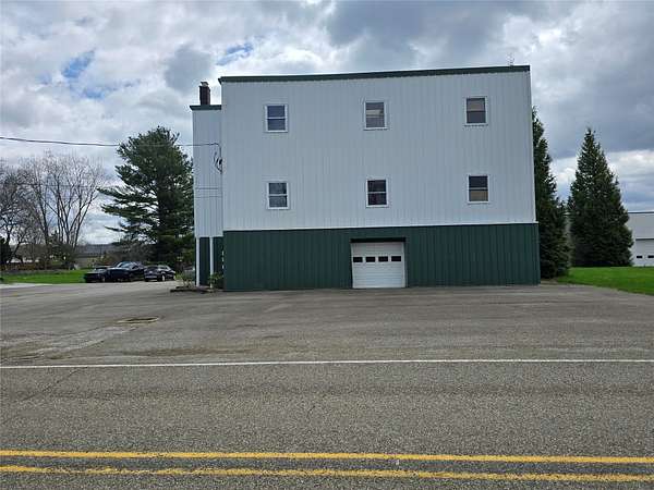 5.6 Acres of Improved Commercial Land for Sale in Erie, Pennsylvania