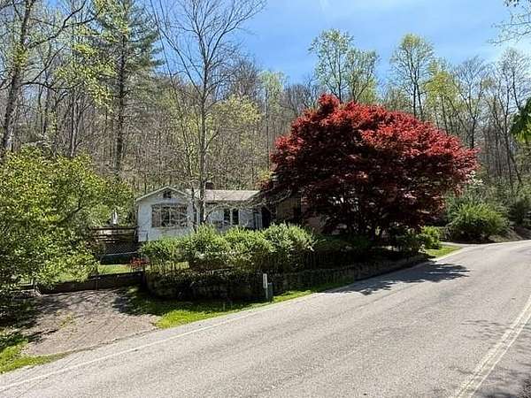 2 Acres of Land with Home for Sale in Busy, Kentucky