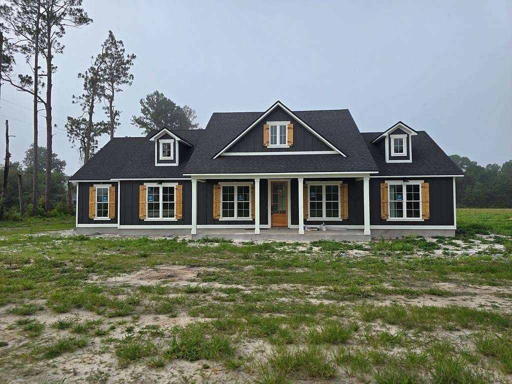 2.7 Acres of Land with Home for Sale in Nashville, Georgia