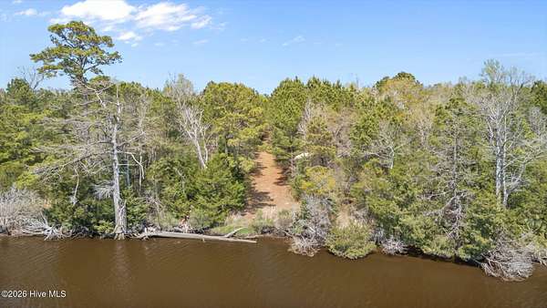 66 Acres of Mixed-Use Land for Sale in Hubert, North Carolina