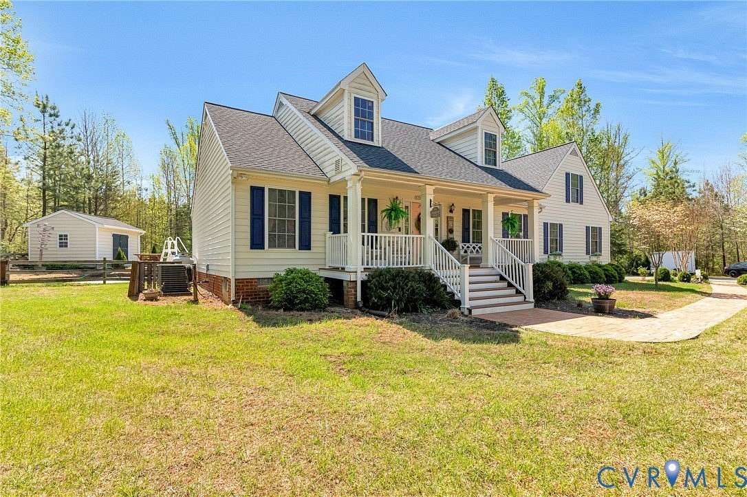 10 Acres of Land with Home for Sale in Hanover, Virginia