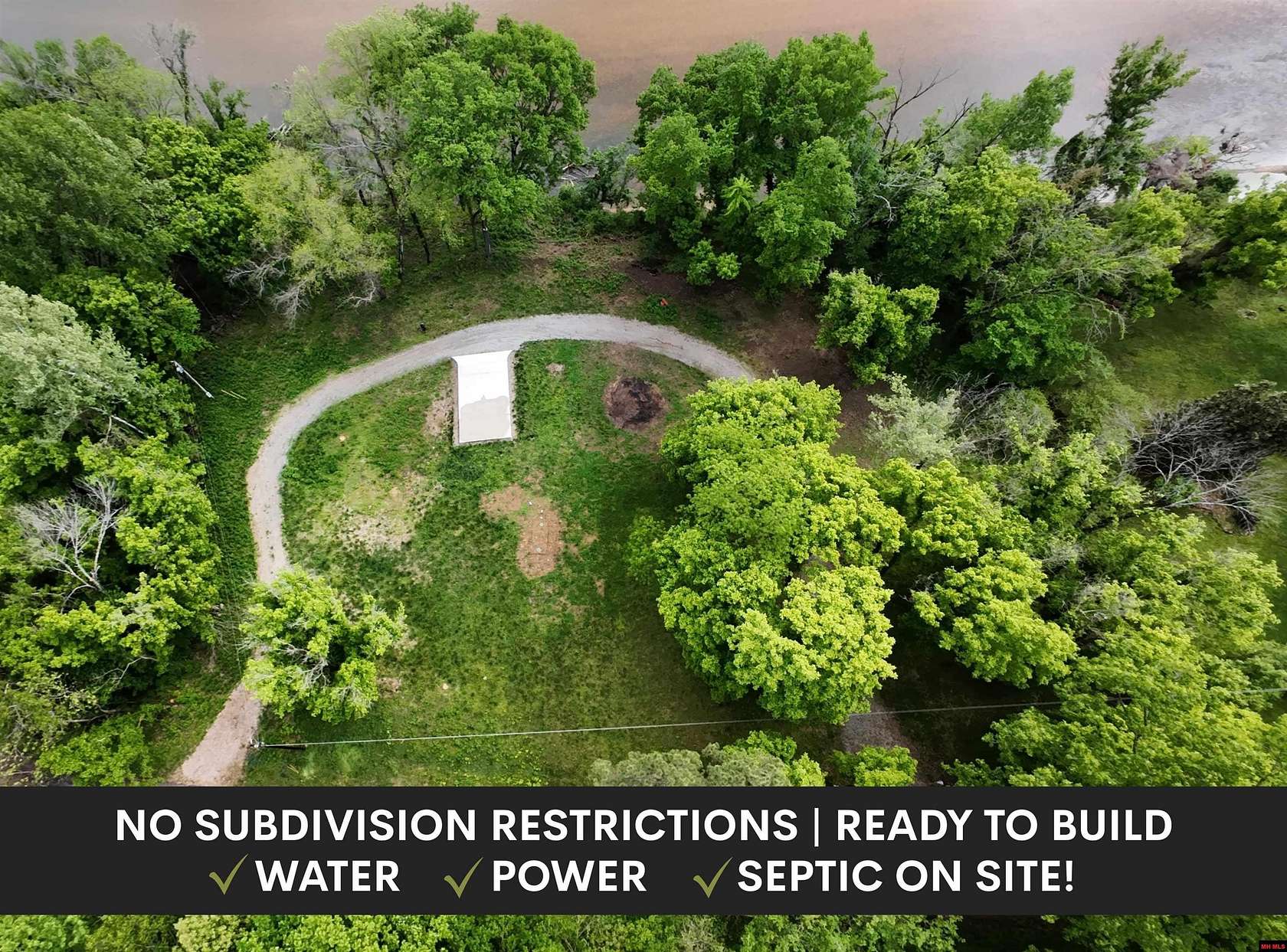 1.87 Acres of Residential Land for Sale in Norfork, Arkansas