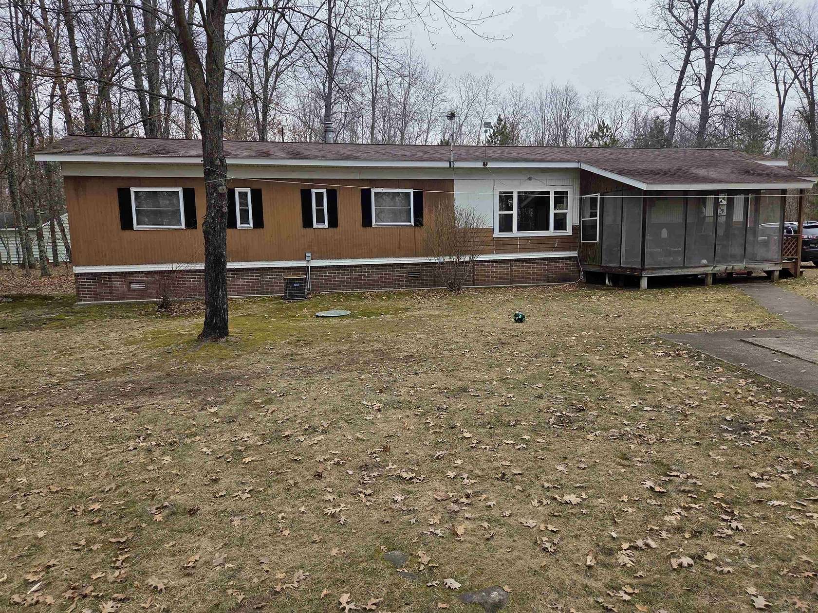 1.65 Acres of Land with Home for Sale in Crivitz, Wisconsin