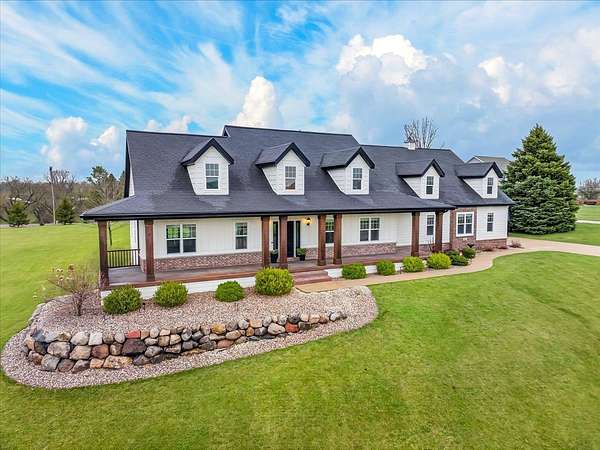 1.5 Acres of Land with Home for Sale in Waunakee, Wisconsin