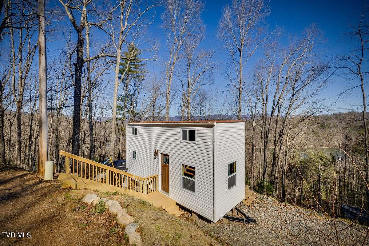 1.67 Acres of Residential Land for Sale in Butler, Tennessee