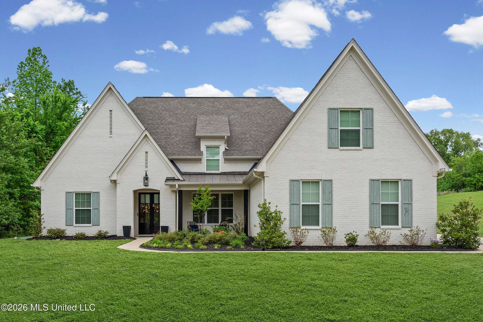 2.12 Acres of Land with Home for Sale in Hernando, Mississippi