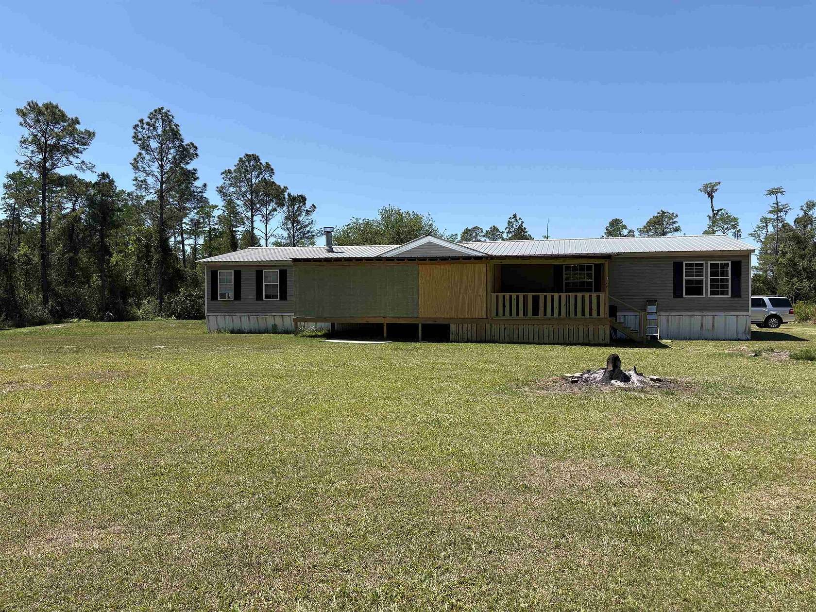 10 Acres of Recreational Land with Home for Sale in Greenville, Florida