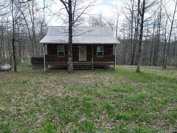 12.1 Acres of Land with Home for Sale in Summertown, Tennessee