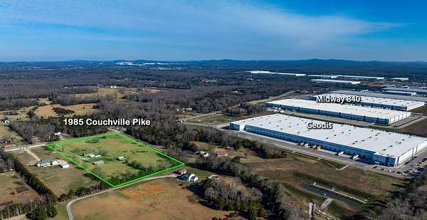 10 Acres of Recreational Land with Home for Sale in Mount Juliet, Tennessee