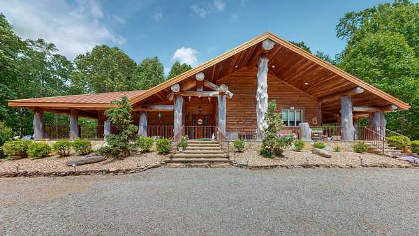 94.5 Acres of Recreational Land with Home for Sale in Summertown, Tennessee