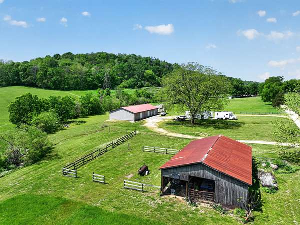 43.5 Acres of Land for Sale in Mount Pleasant, Tennessee