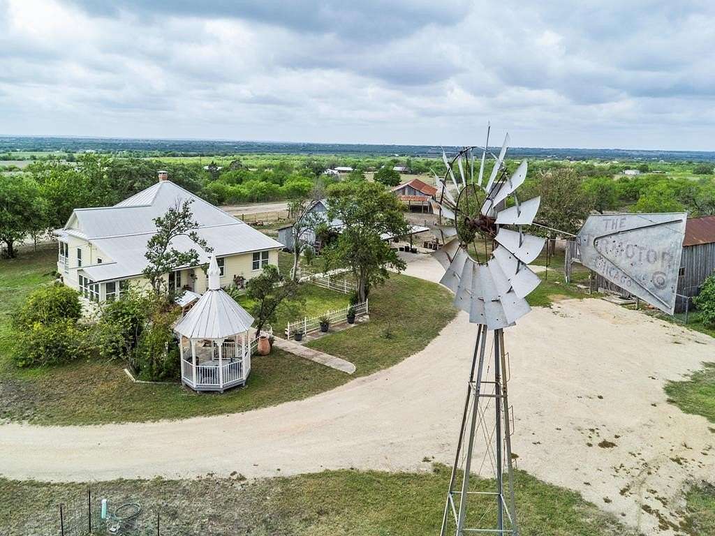 12 Acres of Improved Land for Sale in St. Hedwig, Texas