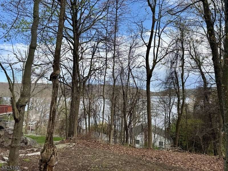 0.33 Acres of Residential Land for Sale in West Milford Township, New Jersey