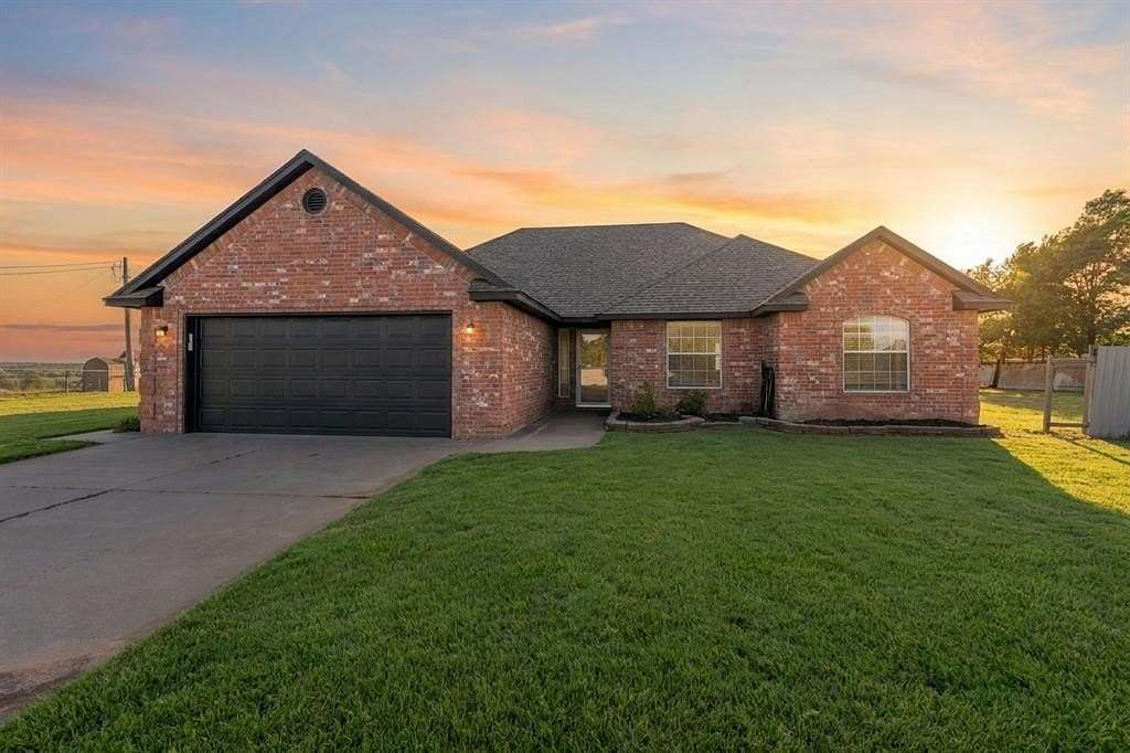 1.64 Acres of Land with Home for Sale in Blanchard, Oklahoma