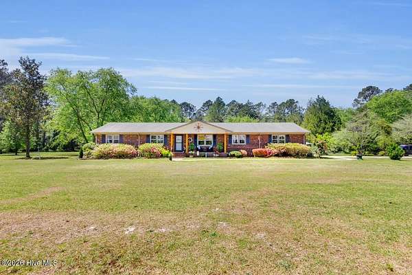5 Acres of Land with Home for Sale in New Bern, North Carolina