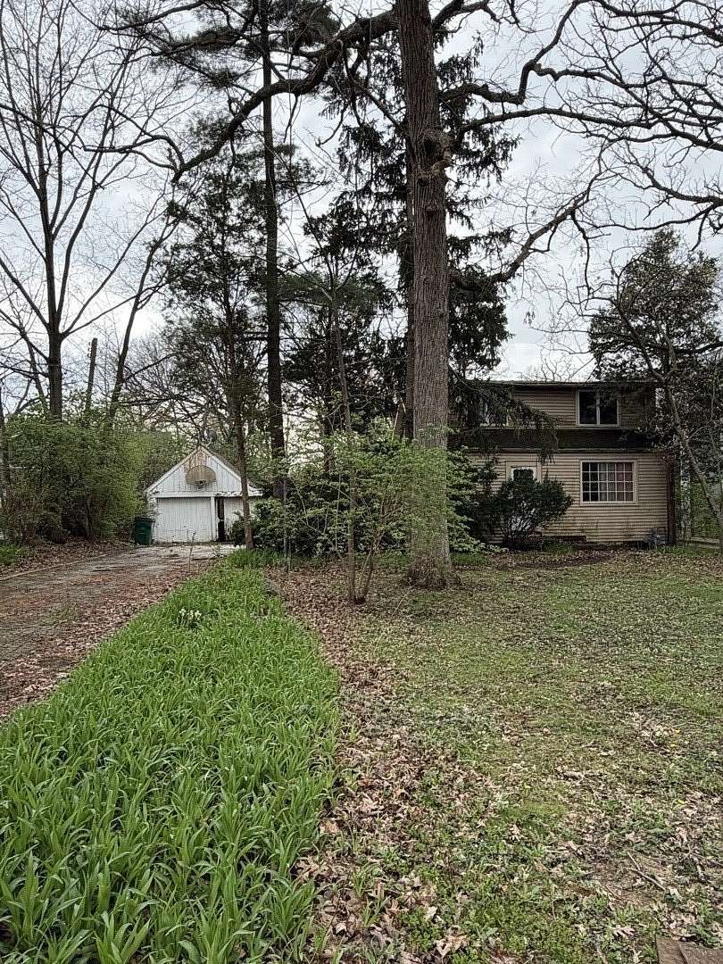 0.25 Acres of Residential Land for Sale in Indian Head Park, Illinois