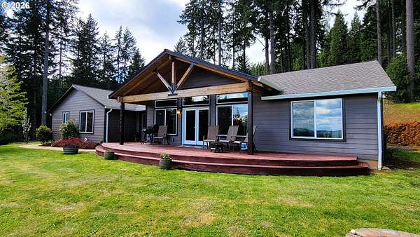 3.15 Acres of Land with Home for Sale in Veneta, Oregon