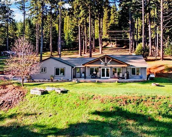 3.15 Acres of Land with Home for Sale in Veneta, Oregon