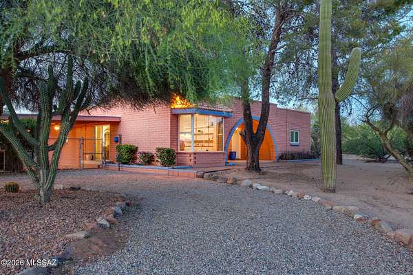 2.5 Acres of Land with Home for Sale in Tucson, Arizona