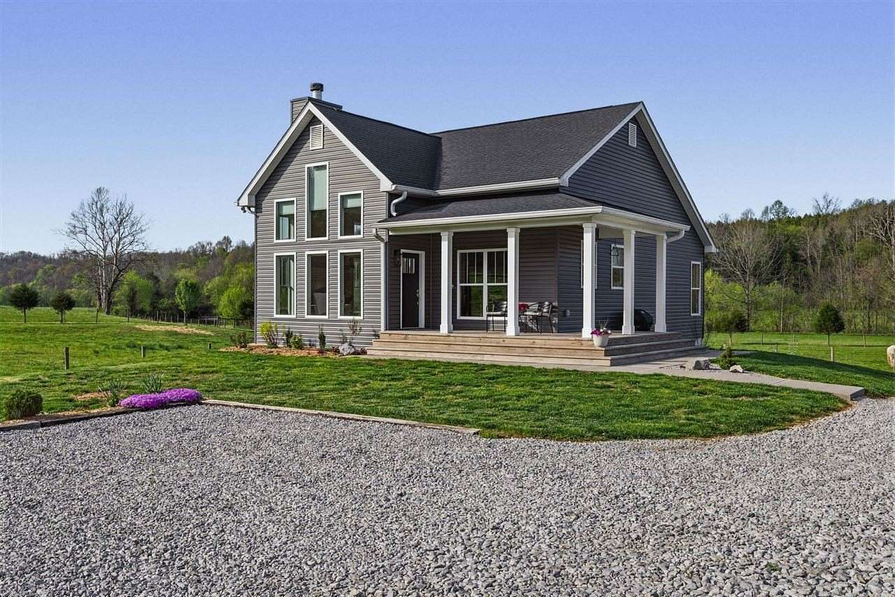 14 Acres of Land with Home for Sale in Burkesville, Kentucky