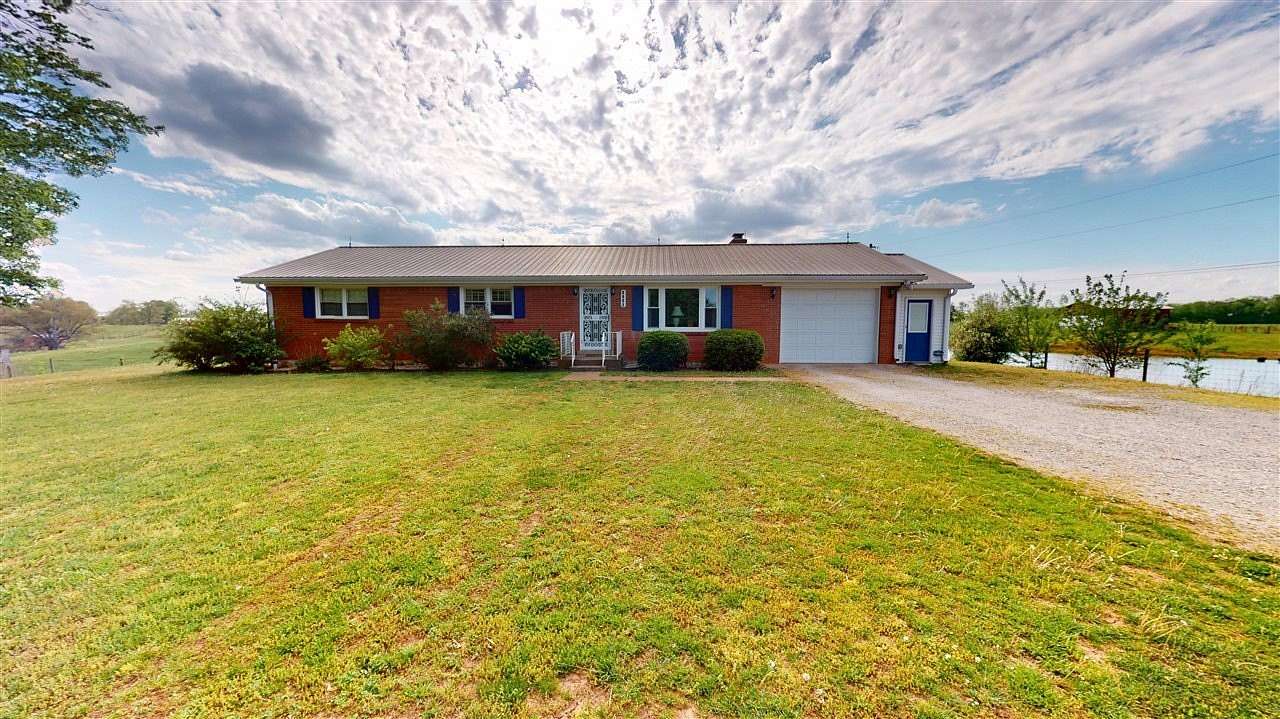 3.18 Acres of Land with Home for Sale in Smiths Grove, Kentucky