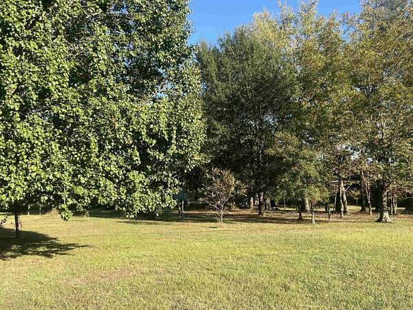 5 Acres of Residential Land for Sale in Lonoke, Arkansas