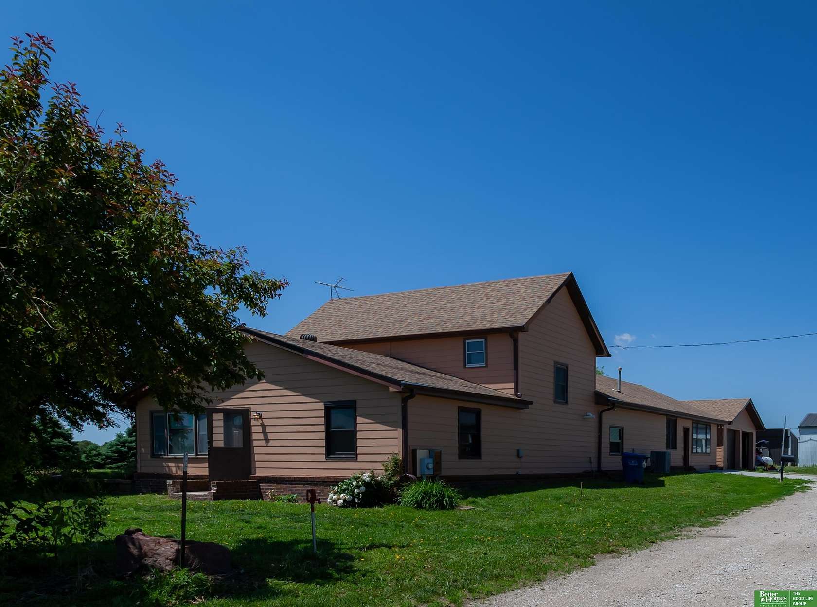 26.5 Acres of Land with Home for Sale in Valley, Nebraska