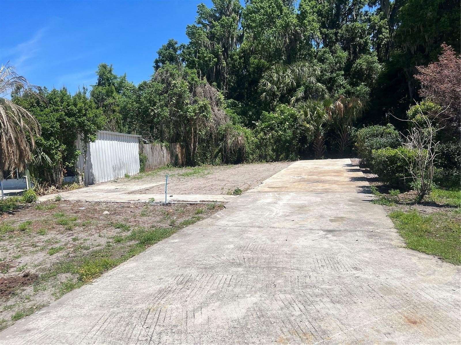 0.09 Acres of Residential Land for Sale in Lake Panasoffkee, Florida