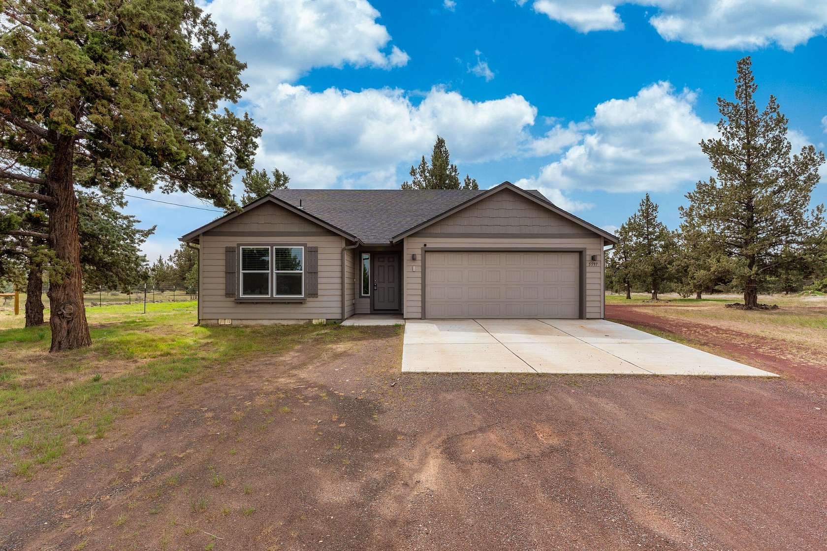 6 Acres of Land with Home for Sale in Terrebonne, Oregon